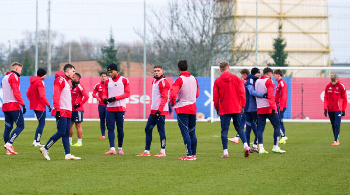 Raków wyleciał do Turcji. Trener Tomczyk zabrał 27 zawodników 1