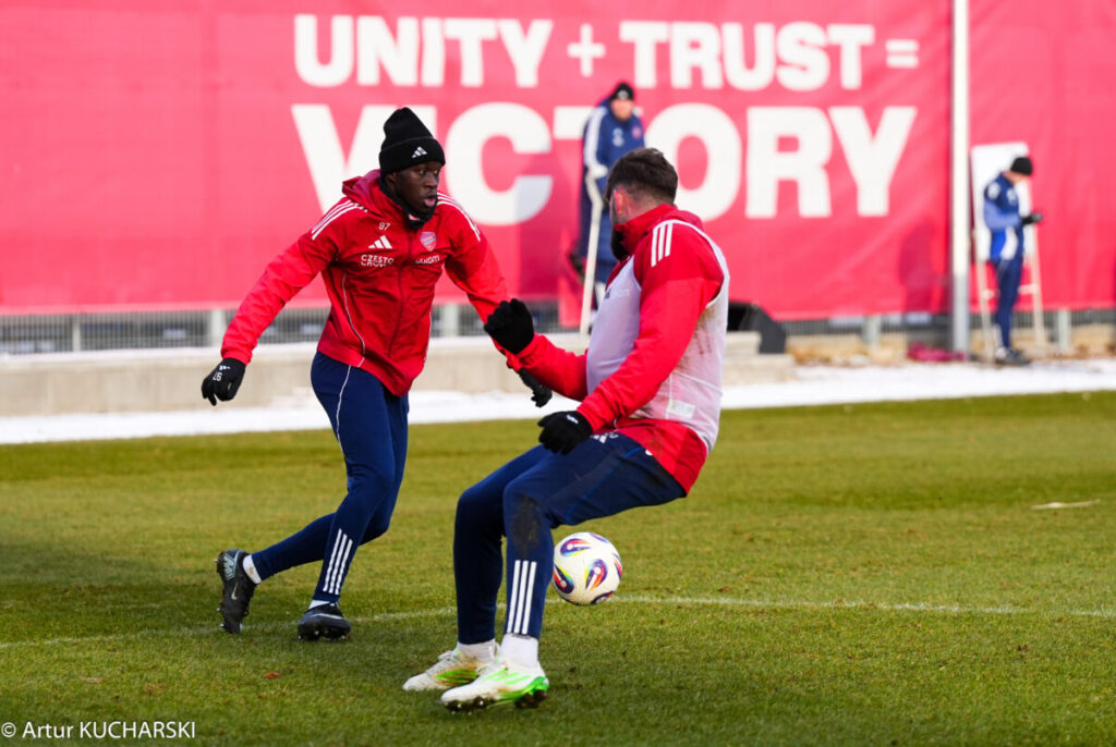 Raków wyleciał do Turcji. Trener Tomczyk zabrał 27 zawodników 7
