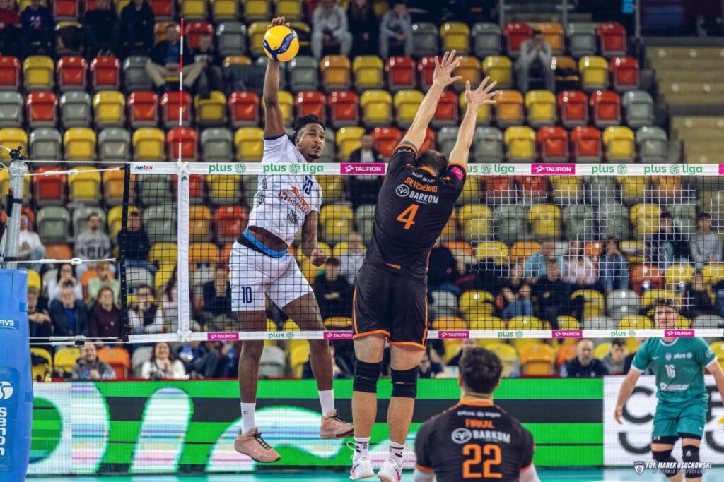 Siatkarze Steam świetnie rozpoczęli nowy rok. Pokonali Barkom i przełamali złą serię... 7