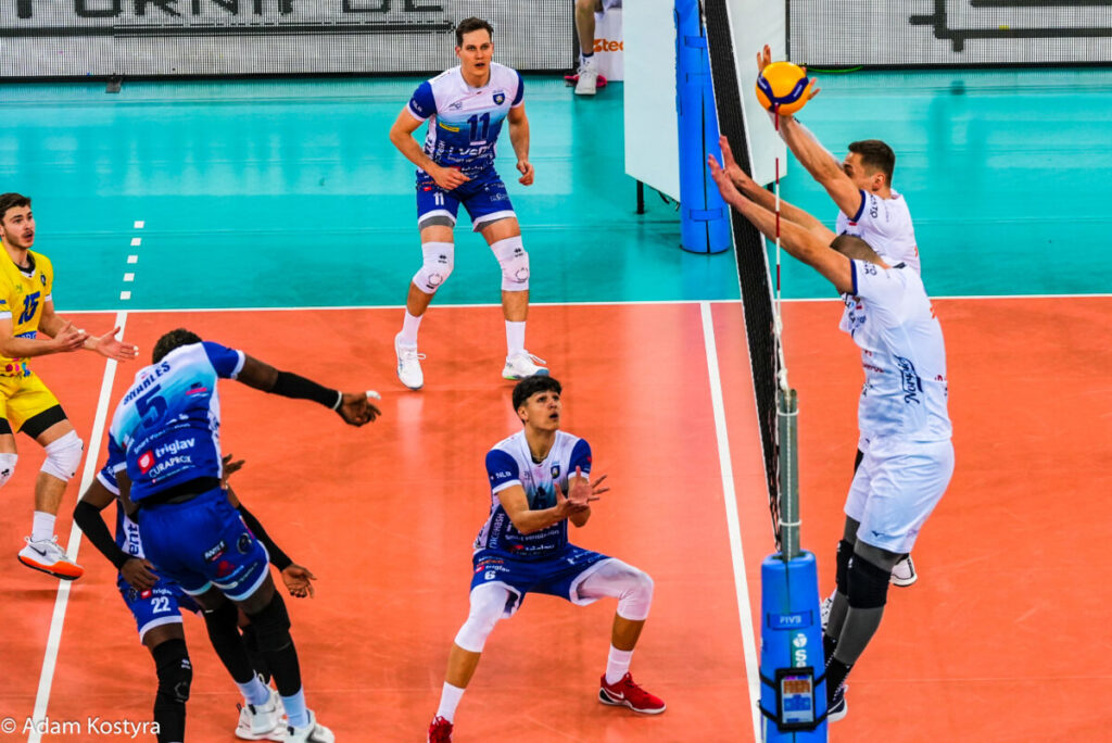 Siatkarze Steam są już w 1/8 Challenge Cup! O ćwierćfinał powalczą z zespołem z hiszpańskiej Walencji 7