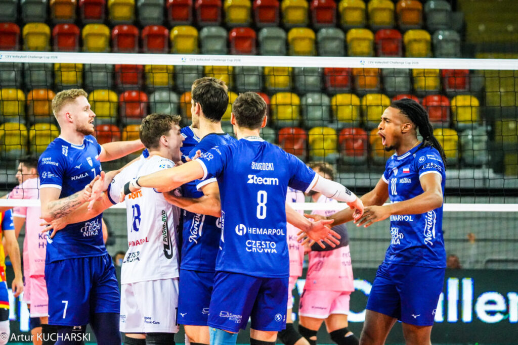 Siatkarze Steam wygrali 4 mecz w Challenge Cup i są już w ćwierćfinale... 5