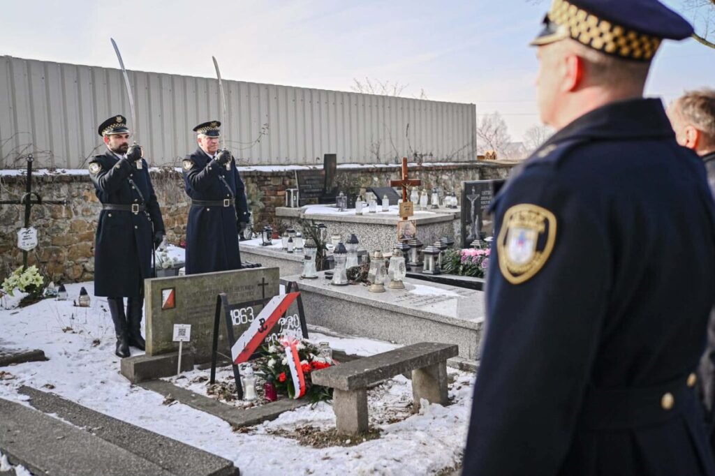 Częstochowscy strażnicy miejscy wzięli 22 stycznia 2026 roku udział w obchodach 163. rocznicy wybuchu powstania styczniowego 4