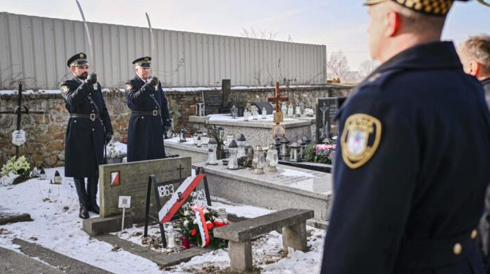 Częstochowscy strażnicy miejscy wzięli 22 stycznia 2026 roku udział w obchodach 163. rocznicy wybuchu powstania styczniowego 1