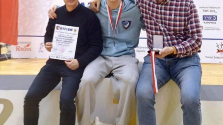 Szymon Wojciechowski z WLKS Kmicic Mistrzem Polski juniorów w szpadzie! 1