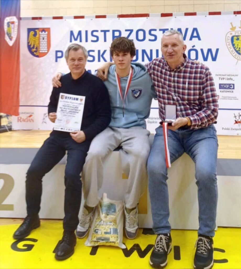 Szymon Wojciechowski z WLKS Kmicic Mistrzem Polski juniorów w szpadzie! 5