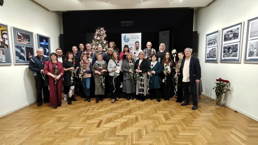 Artysta fotografik Sławomir Jodłowski nagrodzony srebrnym medalem Fotoklubu Rzeczypospolitej Polskiej 3