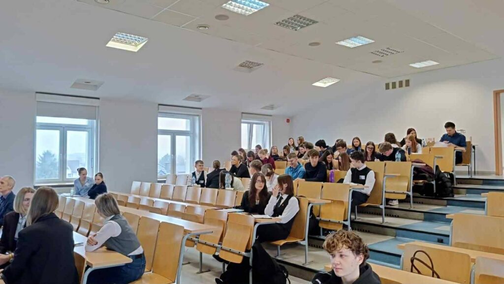 Ekologiczne ABC. IV edycja konkursu „3 Minuty dla Ziemi” rozstrzygnięta! [Fotorelacja] 4