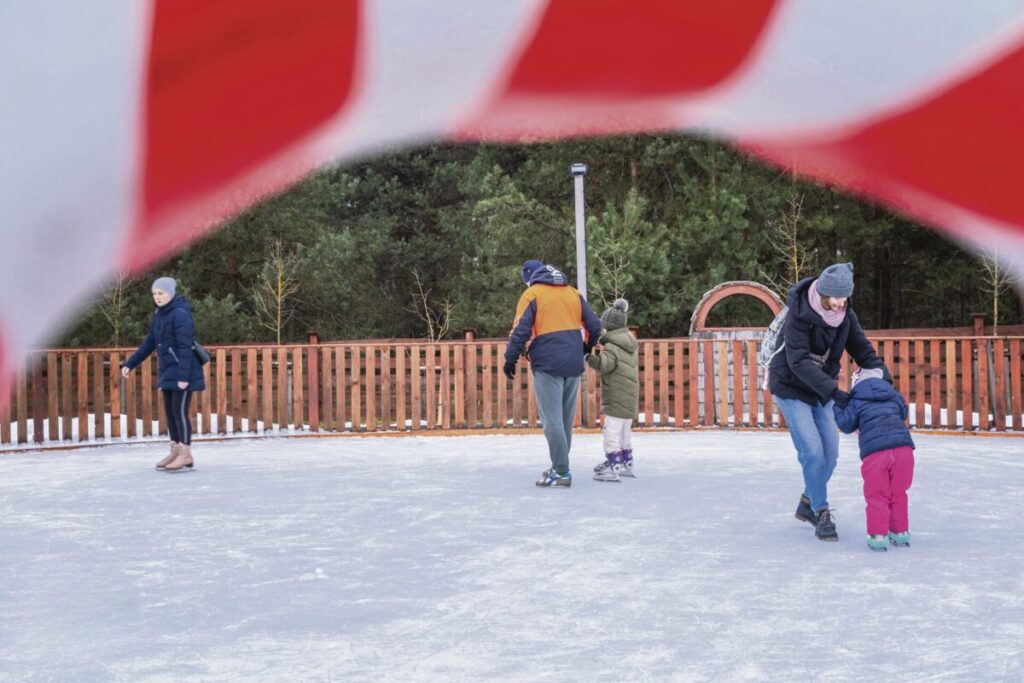 Ferie w Parku Korzonek. Zimowa przygoda w sercu natury! 18