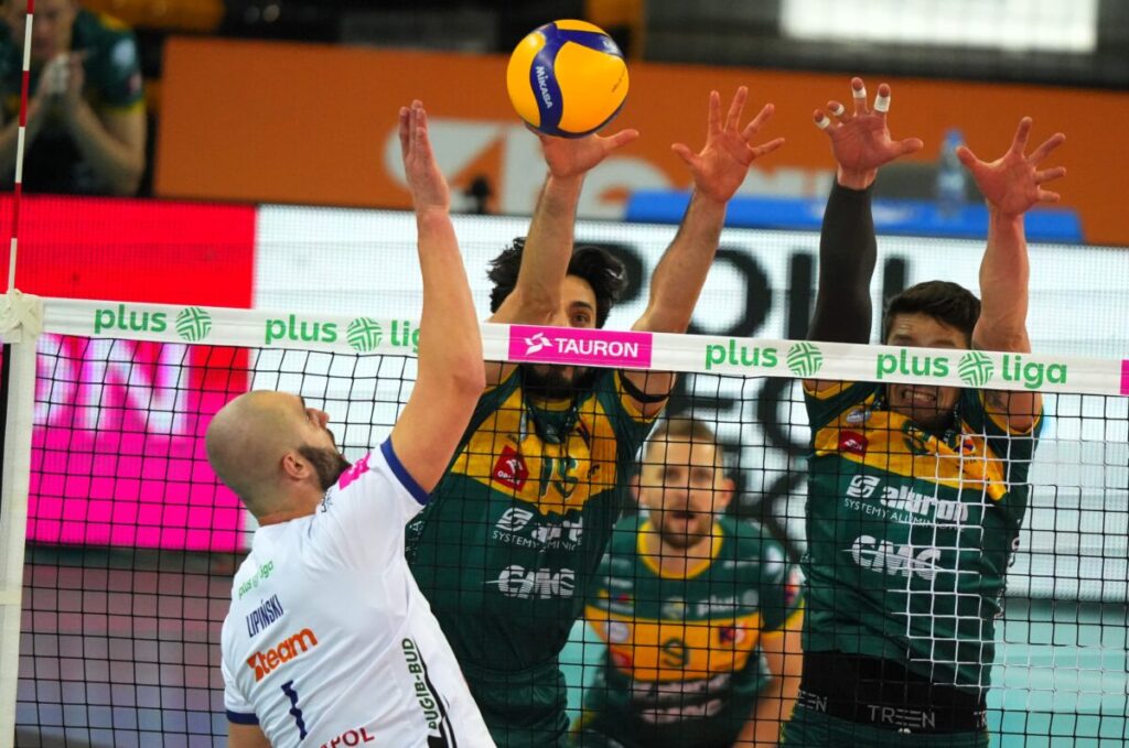 Z Zawierciem bez szans... 3