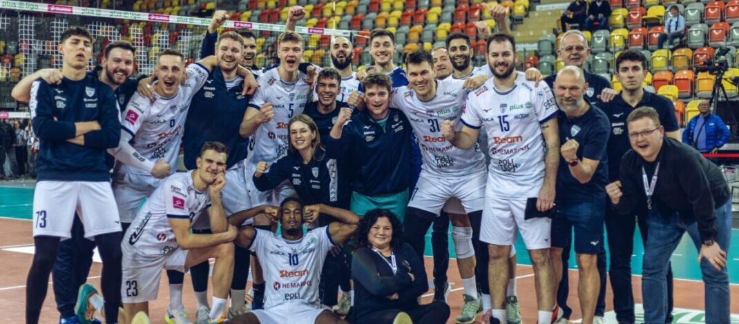 Siatkarze Steam pokonali JW i nie składają broni w walce o utrzymanie!