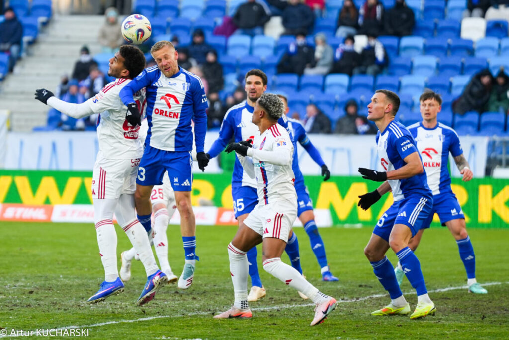 Falstart Rakowa w Płocku i nieudany debiut trenera Tomczyka... 7