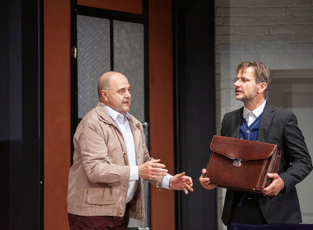 "Kolacja dla głupca" w reżyserii Cezarego Żaka powraca na częstochowską scenę. Mamy podwójne zaproszenie [KONKURS] 5