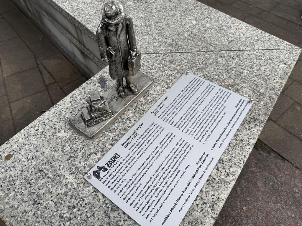 Dwie nowe rzeźby na Szlaku Tradycji. 10