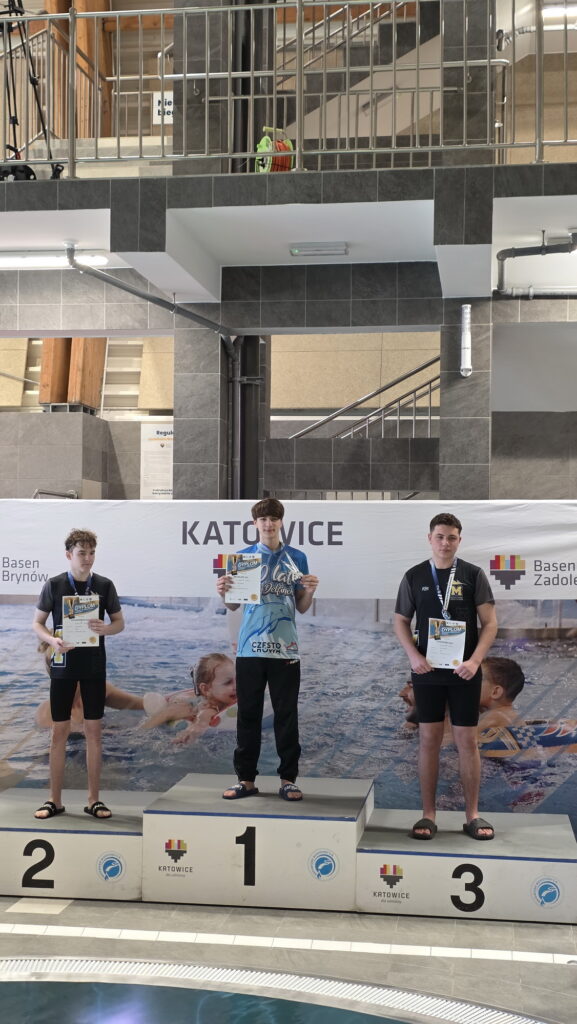 Sukces zawodników UKS Delfinek Częstochowa! 32