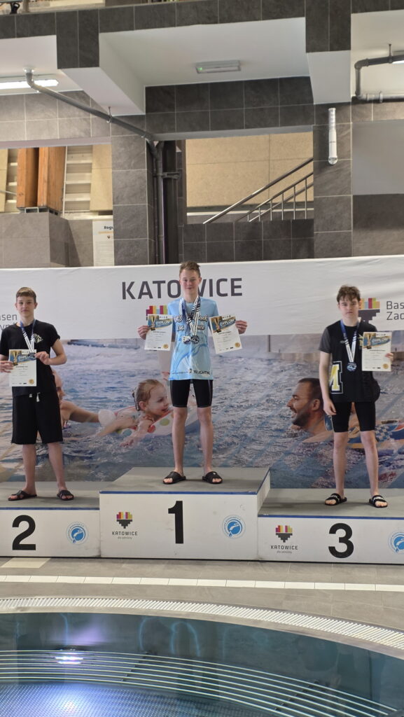 Sukces zawodników UKS Delfinek Częstochowa! 35