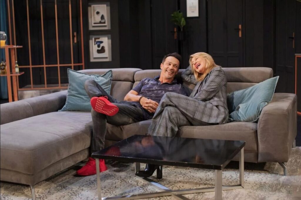 "Na pełnej... światła, kamera, kompromitacja!" w Częstochowie. Mamy podwójne zaproszenie [KONKURS] 5