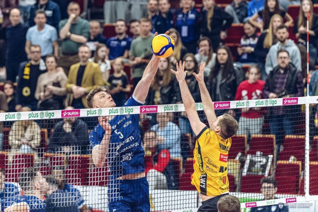 Siatkarze Steam wywalczyli punkt w Gdańsku... 6