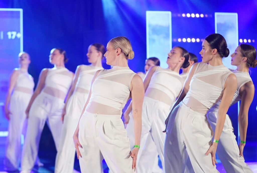 Roztańczona historia "Antidotum" 5