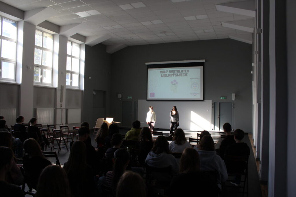 Projekt społeczny „Nastolatek w świecie”. 6