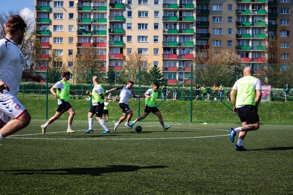 Piłkarska pomoc potrzebującym – dołącz do 7. edycji charytatywnego turnieju dzikich drużyn 34