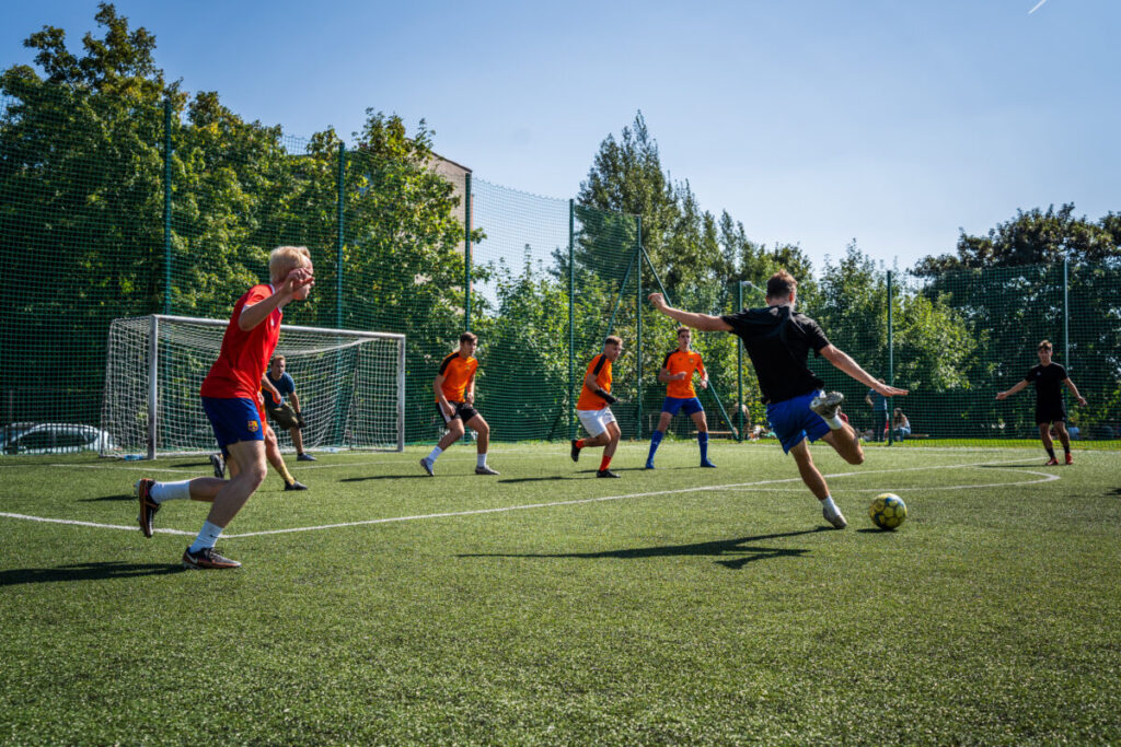 Piłkarska pomoc potrzebującym – dołącz do 7. edycji charytatywnego turnieju dzikich drużyn 53