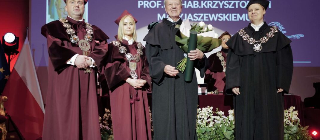 Wielkie święto na UJD – awanse naukowe i doktorat honoris causa!