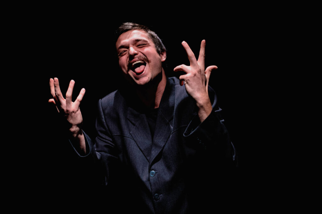 Olsztyński Teatr Głuchych zaprasza na bezpłatny spektakl "Moje ręce krzyczą" już w maju! 2