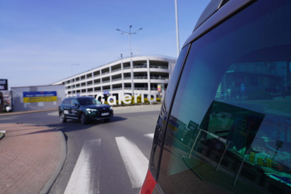 Europejskie korzenie zobowiązują. Test MG ZS Hybrid+ 28