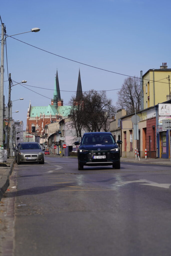 Europejskie korzenie zobowiązują. Test MG ZS Hybrid+ 67