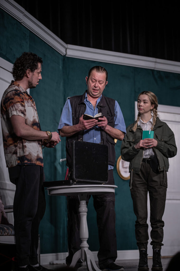 „Szalone nożyczki” w Częstochowie. W tym spektaklu rządzi publiczność! 3