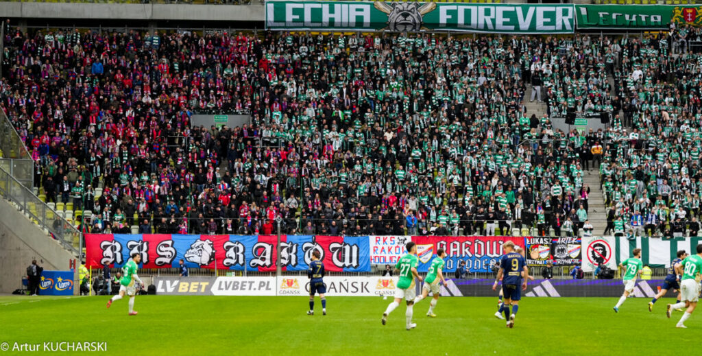 W meczu Lechii z Rakowem wygrała piłka nożna... 2