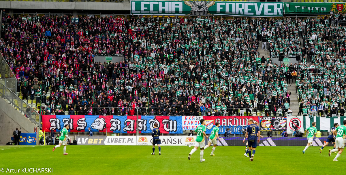 W meczu Lechii z Rakowem wygrała piłka nożna…