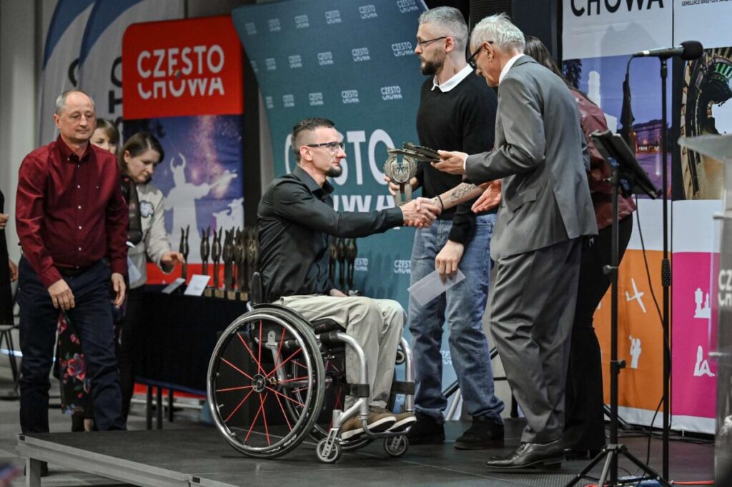 Miasto nagrodziło i wyróżniło sportowców, trenerów i działaczy za osiągnięcia w 2025 roku 12