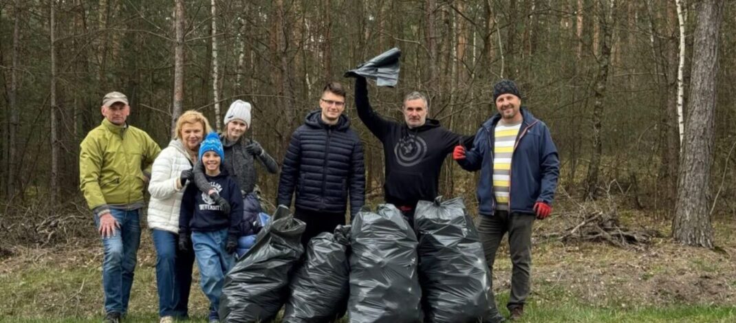 Ekologiczne ABC. Wiosenne sprzątanie w sołectwie Kłobukowice [wideo]