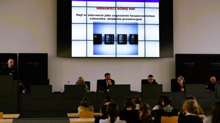 Japping ,,Bezpieczna Sigma" - ciekawe wykłady W KMP o cyberbezpieczeństwie, hejcie, elektrycznych hulajnogach i przemocy... 8