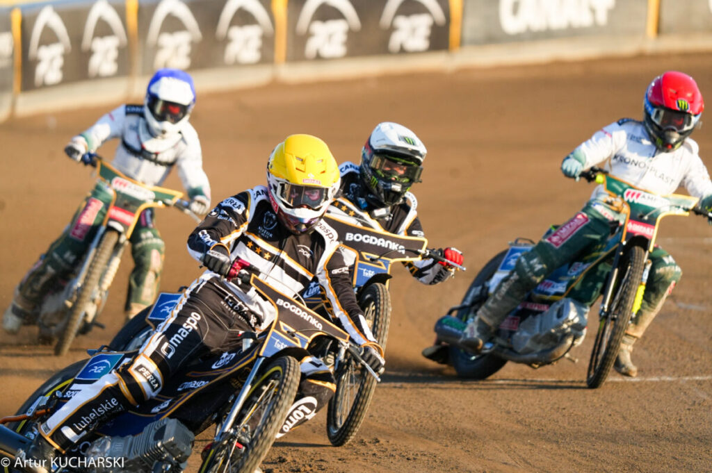 Włókniarz – Motor 26:64. Fatalnie na torze, średnio na trybunach jak na pierwszy mecz... 12