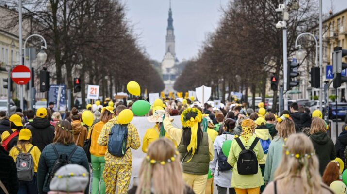 Marsz Nadziei przeszedł ulicami Częstochowy – „Pomagamy, wspieramy, dajemy nadzieję” 8