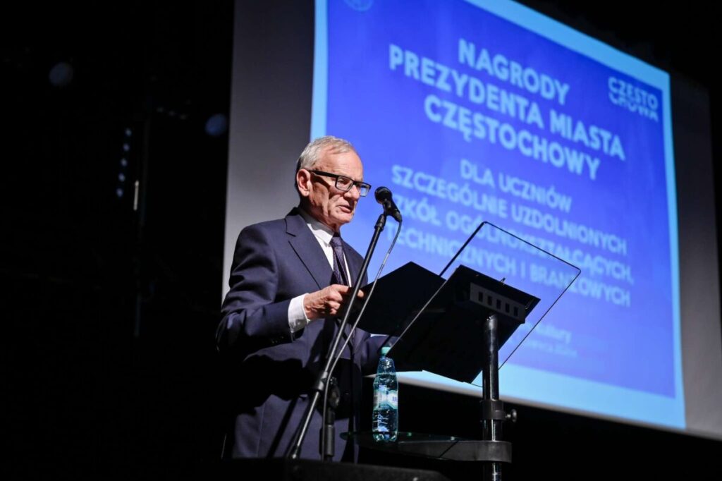 Nagrody dla 132 najzdolniejszych uczniów rozdane! 3