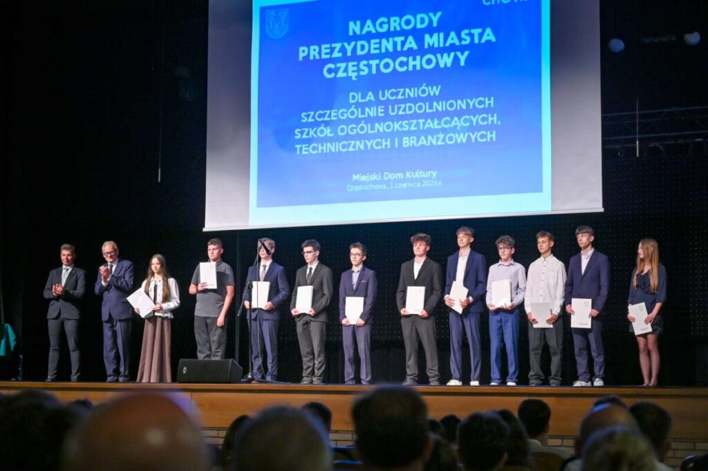 Nagrody dla 132 najzdolniejszych uczniów rozdane! 5