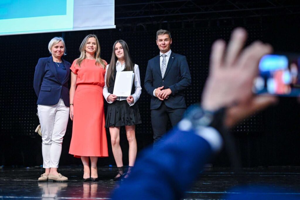 Nagrody dla 132 najzdolniejszych uczniów rozdane! 14