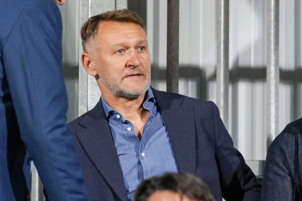 Doradca Zarządu Rakowa ds. Sportowych odchodzi z klubu i życzy ,,nowego stadionu" 2