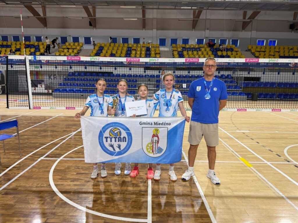 Niesamowity Tytan Ostrowy nad Okszą! Trener Michał Leśnikowski: 3 złota na 4 to fenomen! 4