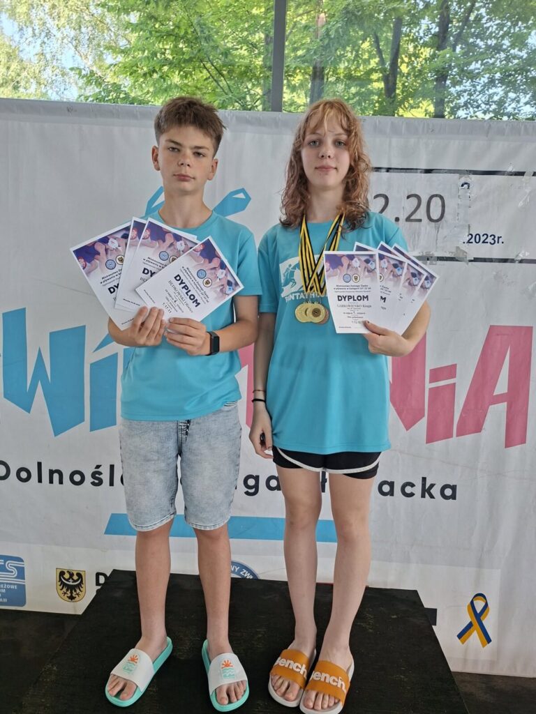 Kinga Garkowienko z UKS 48 Częstochowa nie zwalnia tempa. 3 złote medale we Wrocławiu! 4