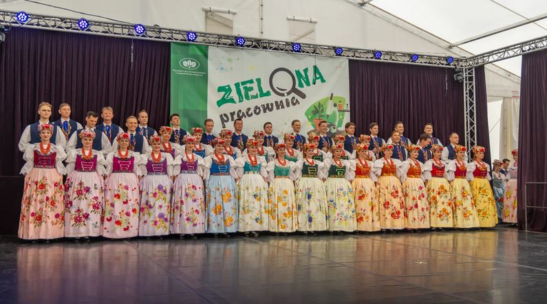 Ekologiczne ABC. Uroczyste podsumowanie XII edycji konkursu Zielona Pracownia 2026 w Koszęcinie [wideo]
