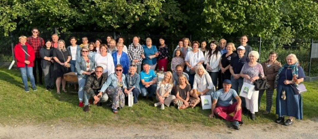Kolejna rzeźba na Szlaku Tradycji odsłonięta. Żarki upamiętniły szewca Franciszka Królika