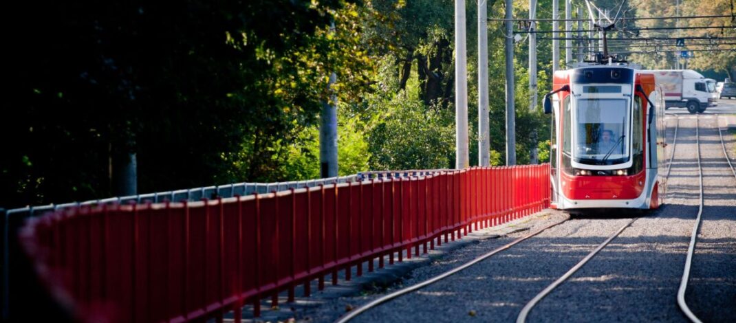 Prace torowe i trakcyjne, czyli przyczyny 3 tygodni bez tramwajów.