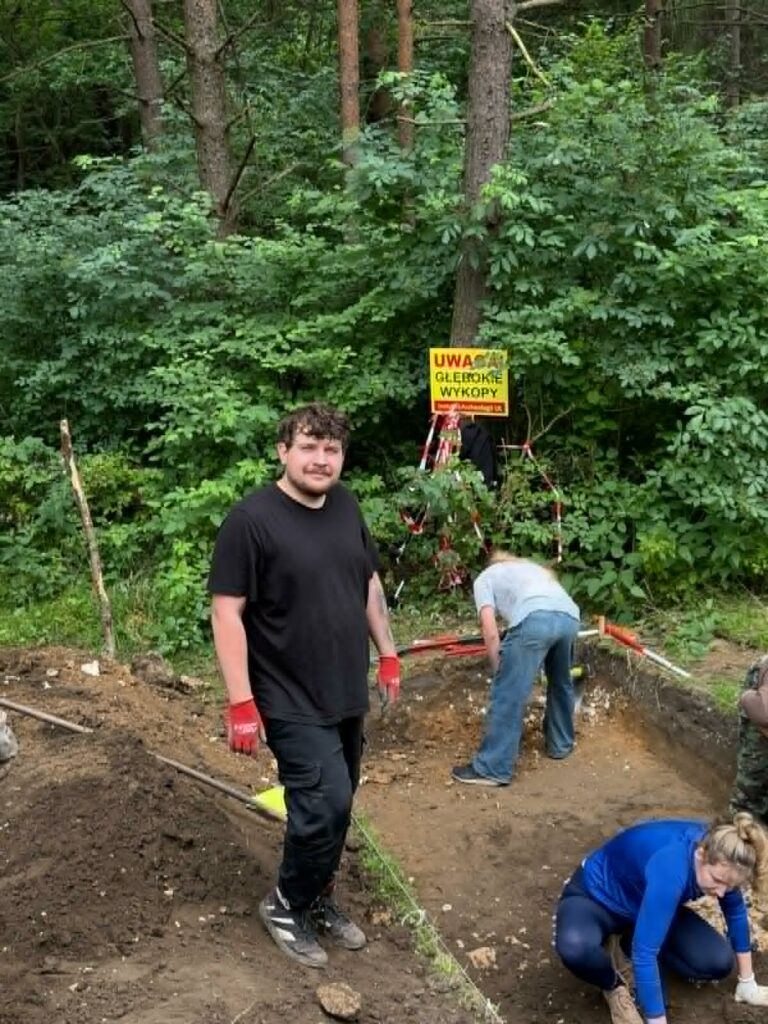 Archeolodzy odkrywają tajemnice Przewodziszowic. Pierwsze takie wykopaliska w historii! 11