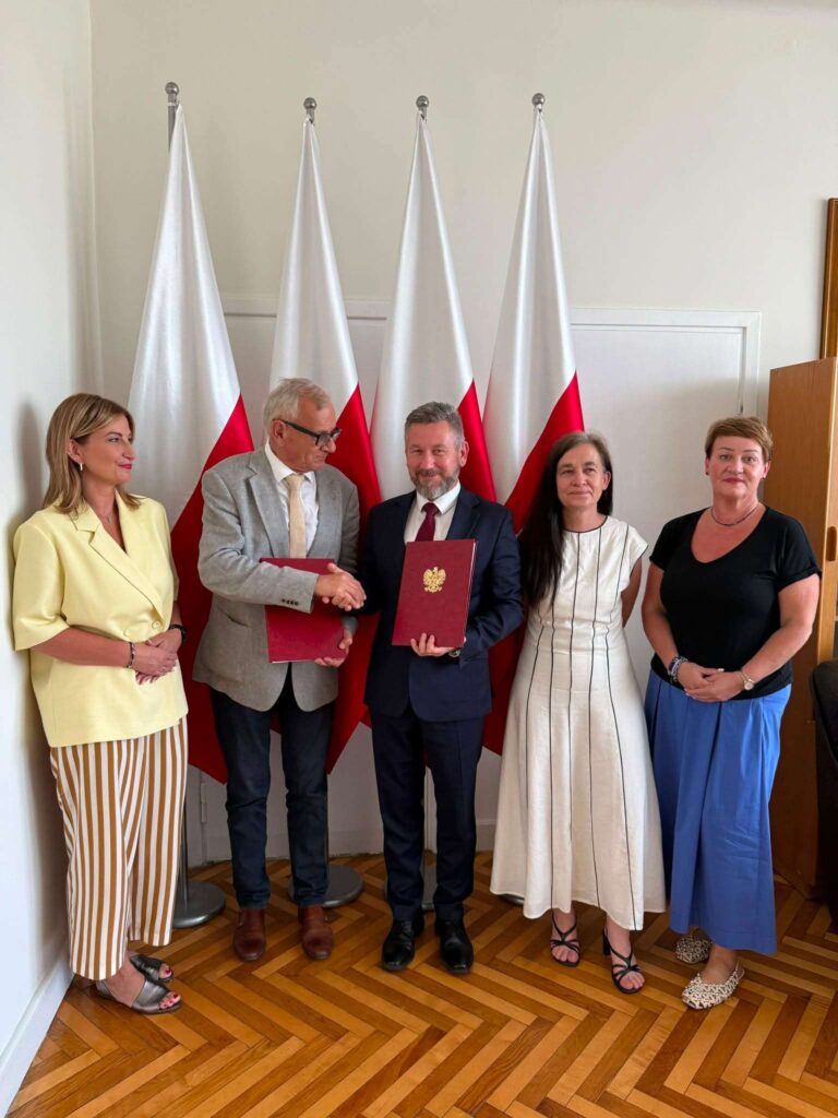 2 Dzienne Domy "Aktywny Senior" z dofinansowaniem! 1