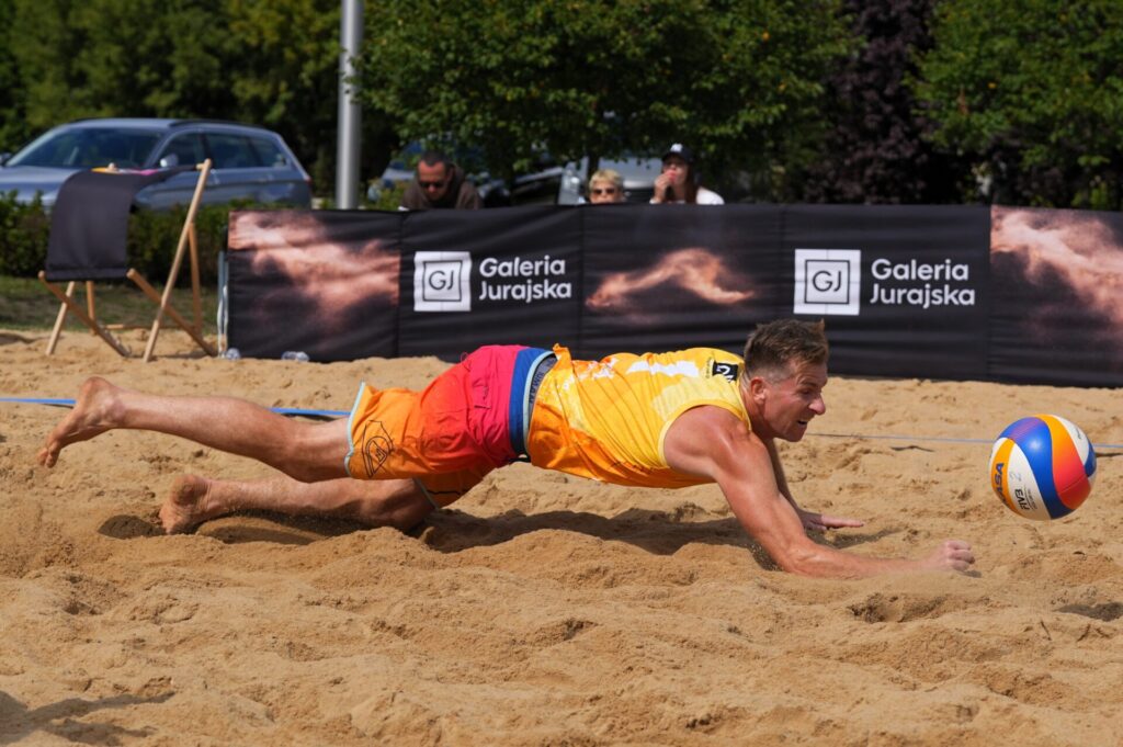 Oldboye walczyli o mistrzostwo Częstochowy w siatkówce plażowej 16