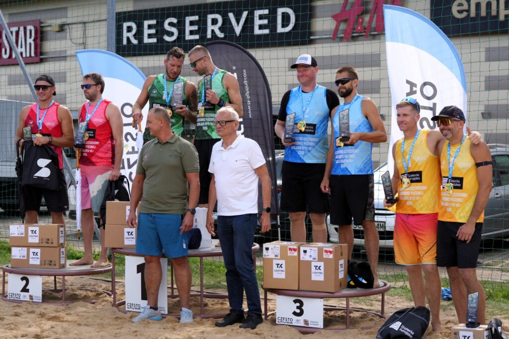 Oldboye walczyli o mistrzostwo Częstochowy w siatkówce plażowej 1